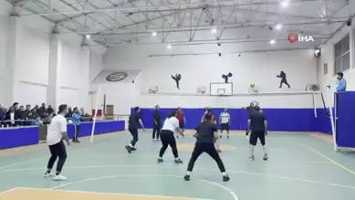 Öğretmenler Günü'nde Şehitlere Vefa Maçı