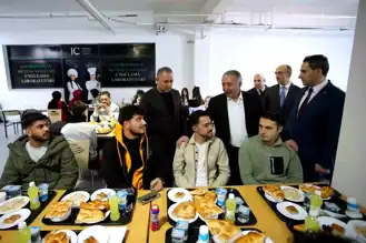 AİÇÜ'den Öğrencilere Ücretsiz İftar