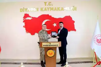 Ağrı Jandarma Komutanı Diyadin'i Ziyaret Etti