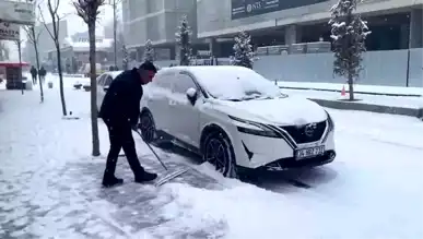 Patnos'ta Yaşamı Felç Eden Kar Yağışı