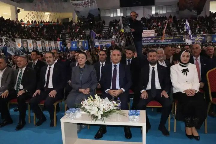 AK Parti'den Ağrı'da Kongre: 28 Şubat'ın Hesabı Soruldu