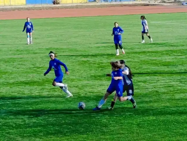 Ağrı Kadın Futbol Takımı Liderliği Korudu