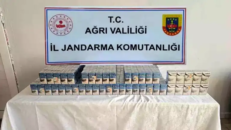 Ağrı'da 1390 Paket Kaçak Sigara!