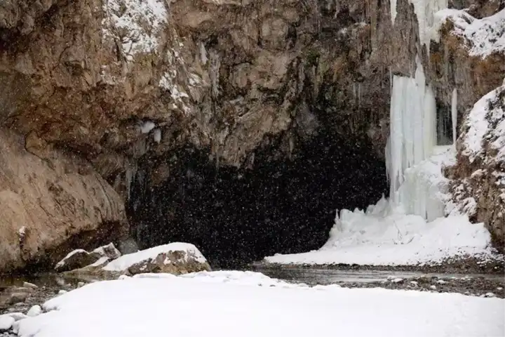 Doğu Anadolu'da Kış Şartları Yaşamı Zorlaştırıyor