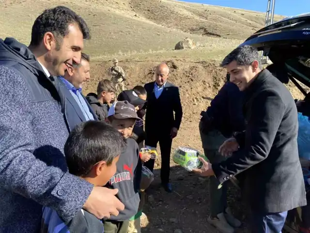 Kaymakam, Köylere Destek Ziyareti Gerçekleştirdi